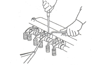 氣門間隙的檢查方法-柴油發電機組.png